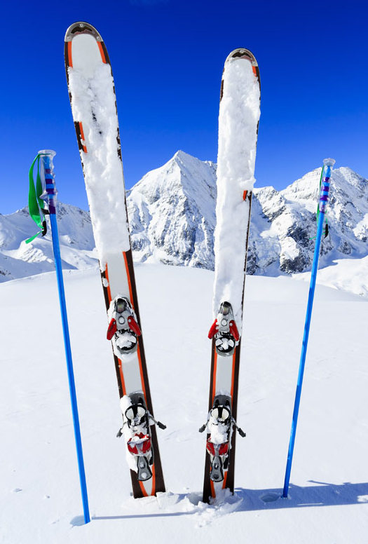 Qué no debe faltar en tu equipo de esquí Deporlovers